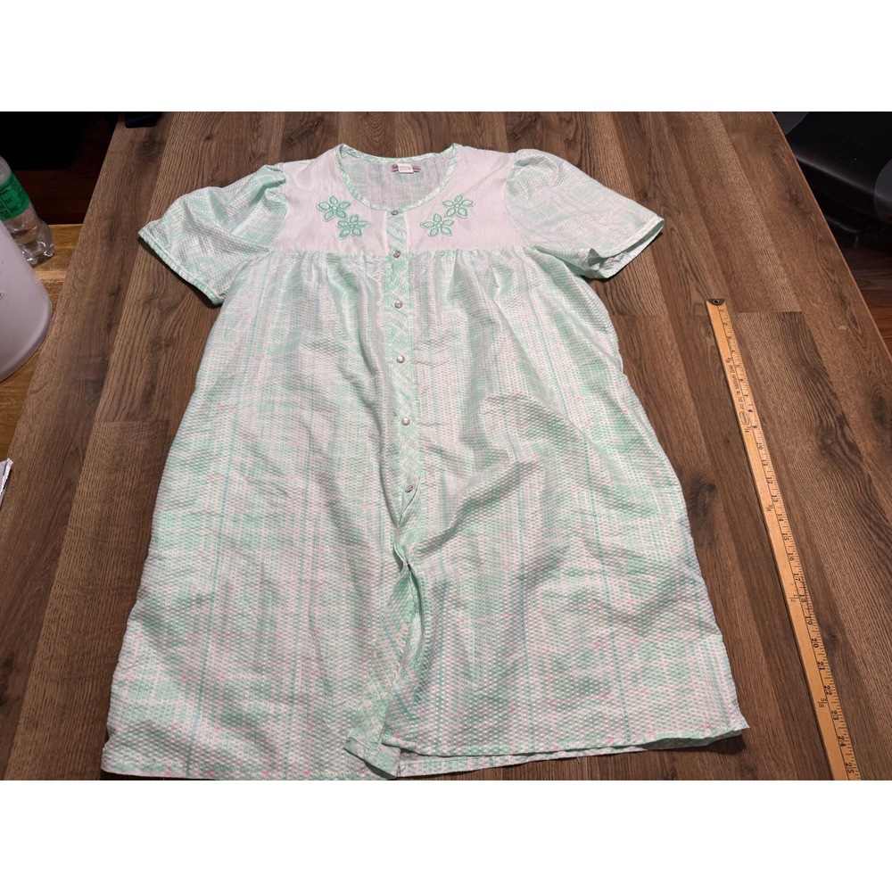 Lati Fashion Shirts Womens Size 3X Green Seersucker House Coat Snap Front Floral